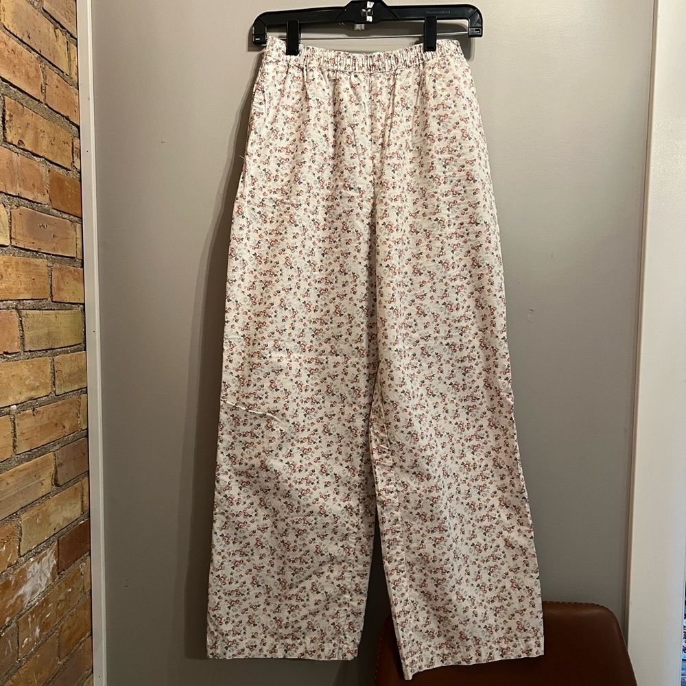 Floral pull on pants